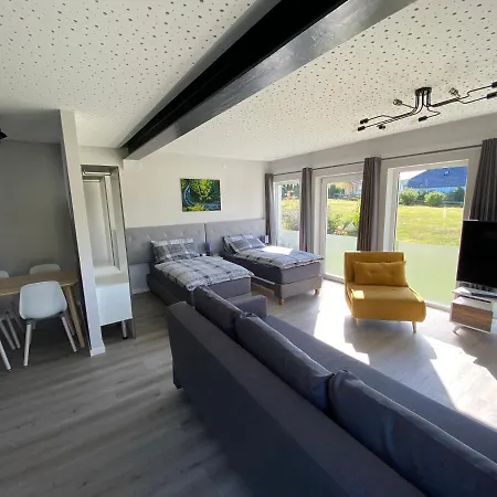 Kallenhard View Apartment